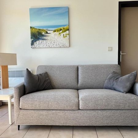 Appartement Residentie Astrid Met Private Parking Bredene Zewnętrze zdjęcie
