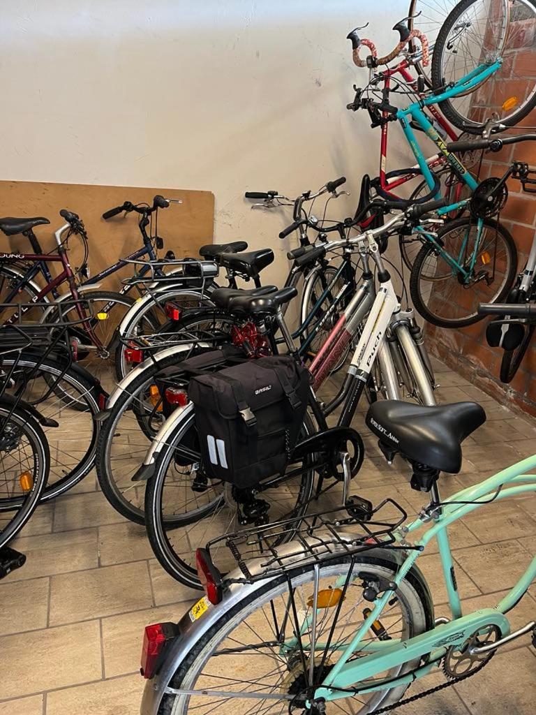 Appartement Residentie Astrid Met Private Parking Bredene Zewnętrze zdjęcie